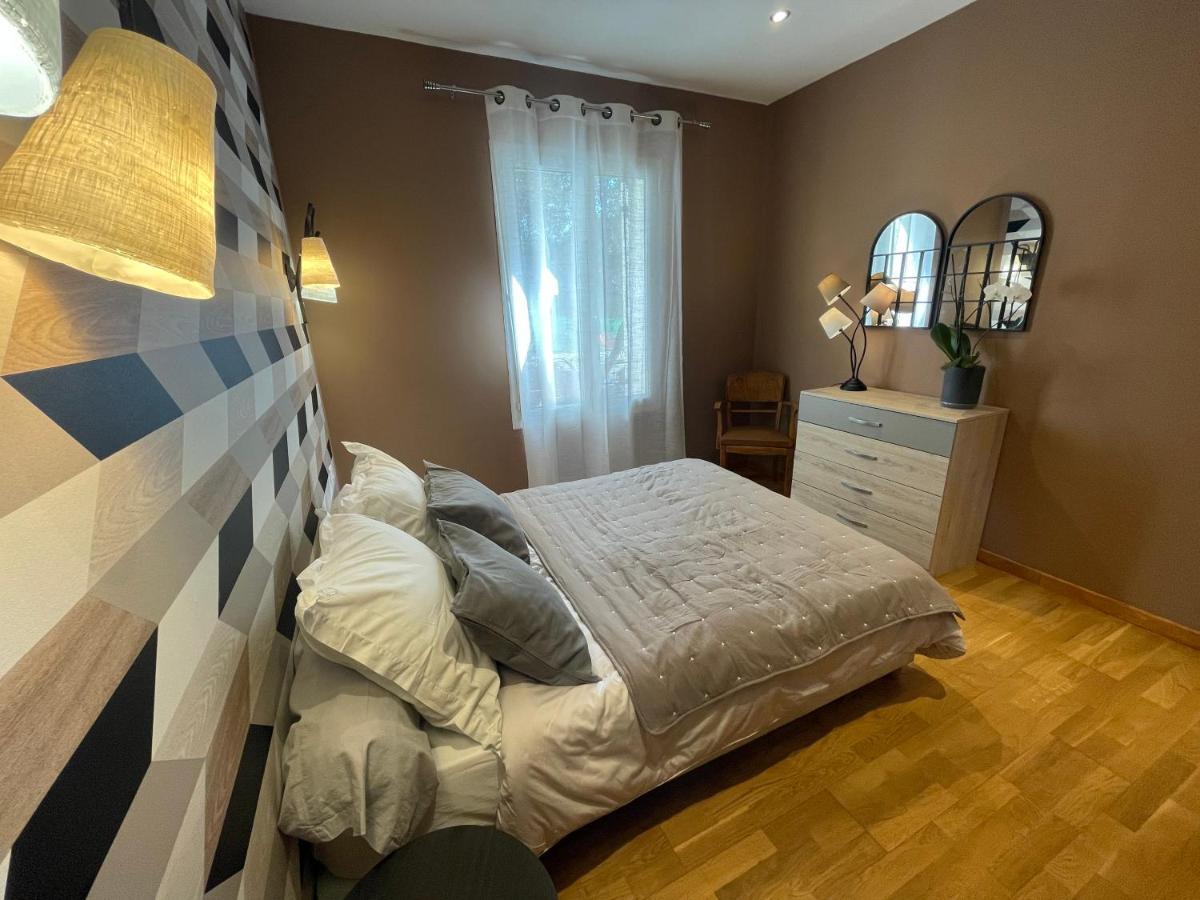 Bed and Breakfast Le calme de la garrigue à Russan Extérieur photo